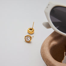 Load image into Gallery viewer, 18K gold stainless steel round white zircon earrings