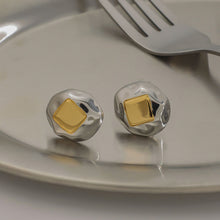 Load image into Gallery viewer, Stainless steel two-tone color-blocking square earrings