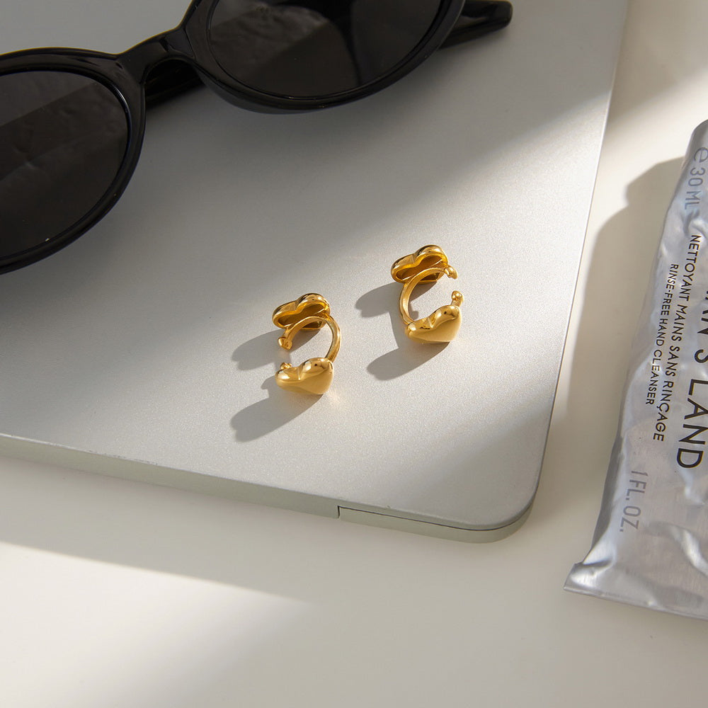 Stainless steel 18k gold heart-shaped ear clips