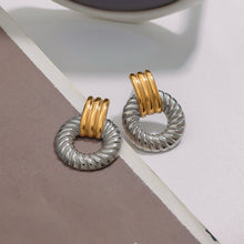 Load image into Gallery viewer, Stainless steel two-color earrings