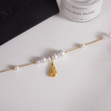 Load image into Gallery viewer, Stainless steel water drop pendant pearl imitation necklace