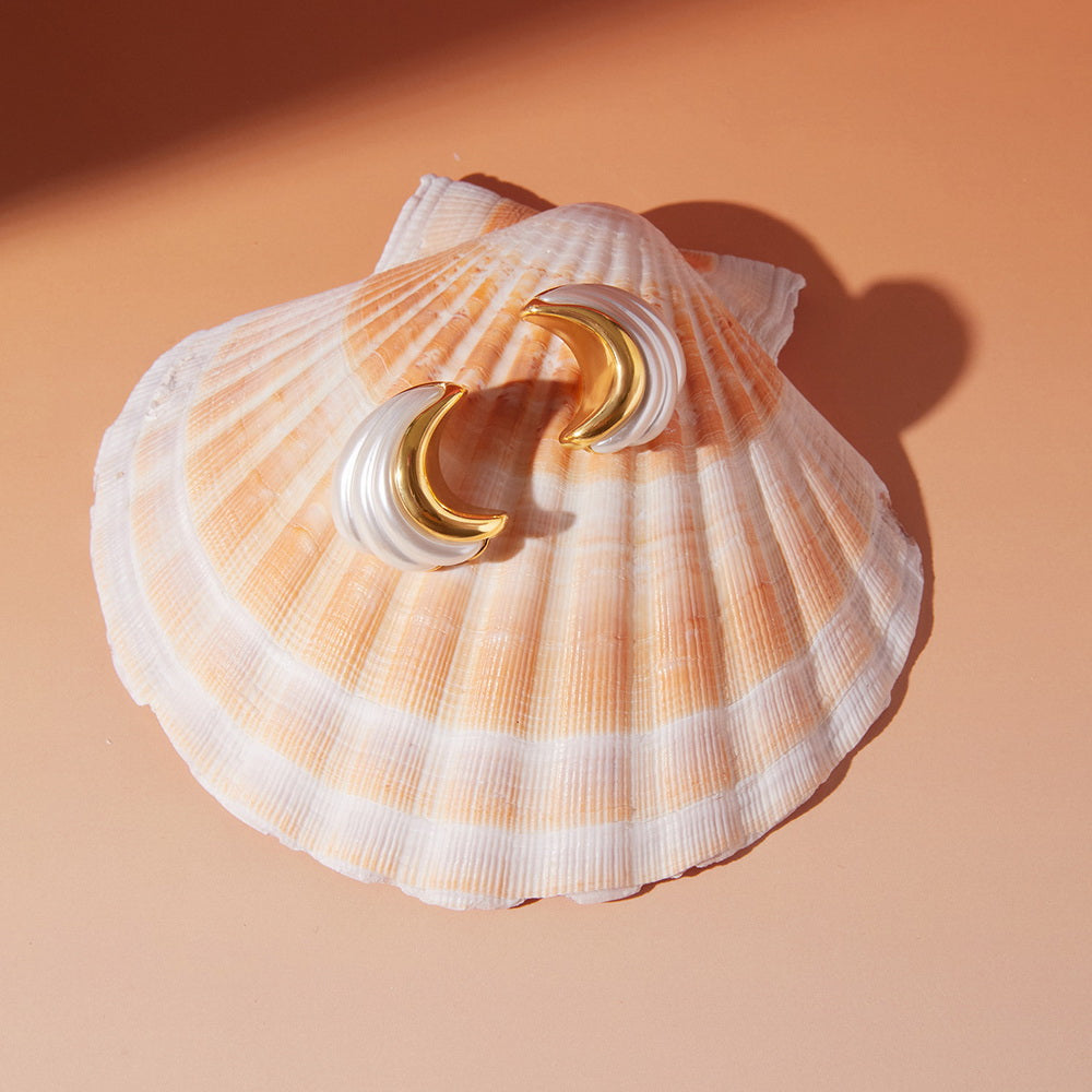 18k stainless steel resin pearl stud earrings