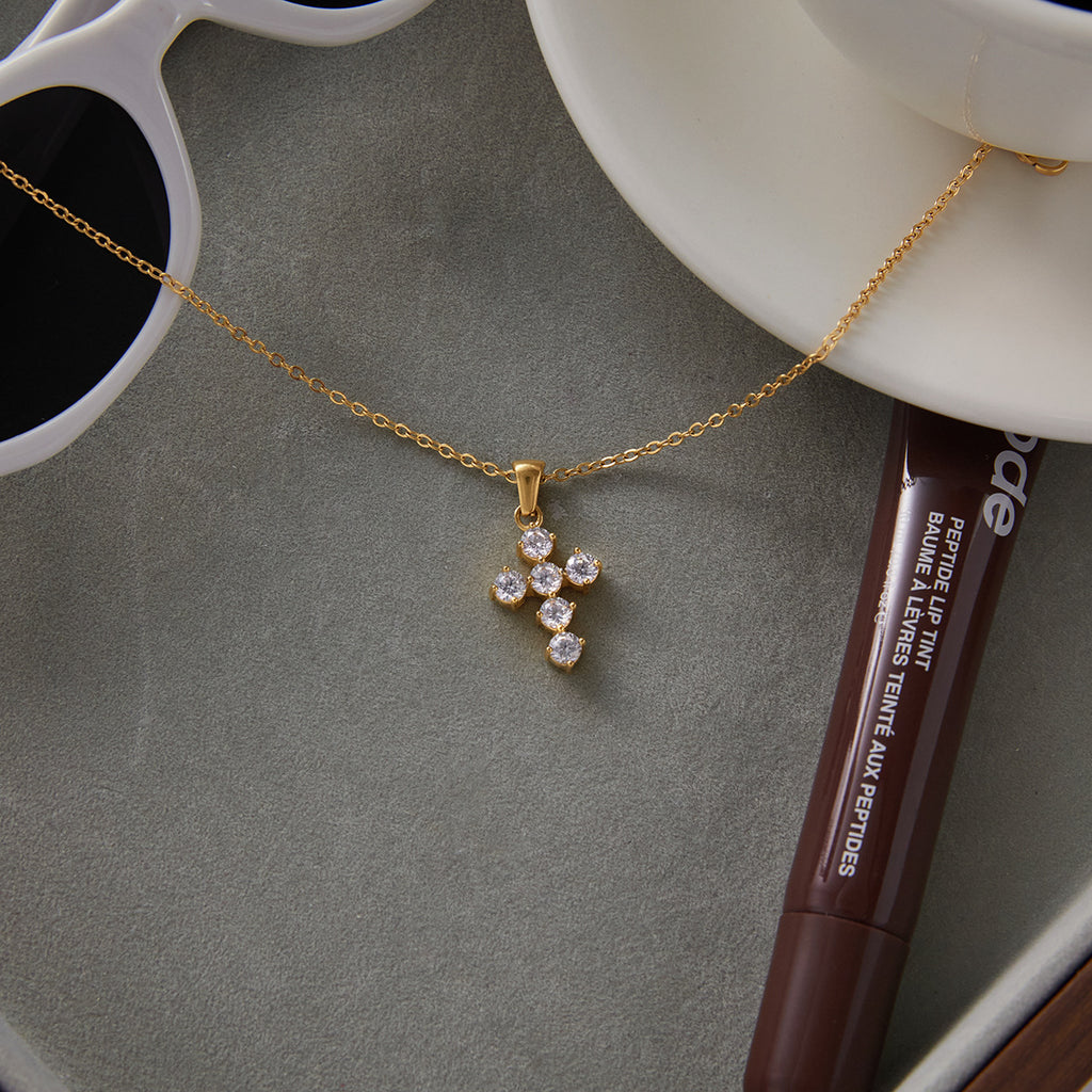 Stainless steel zircon cross pendant necklace