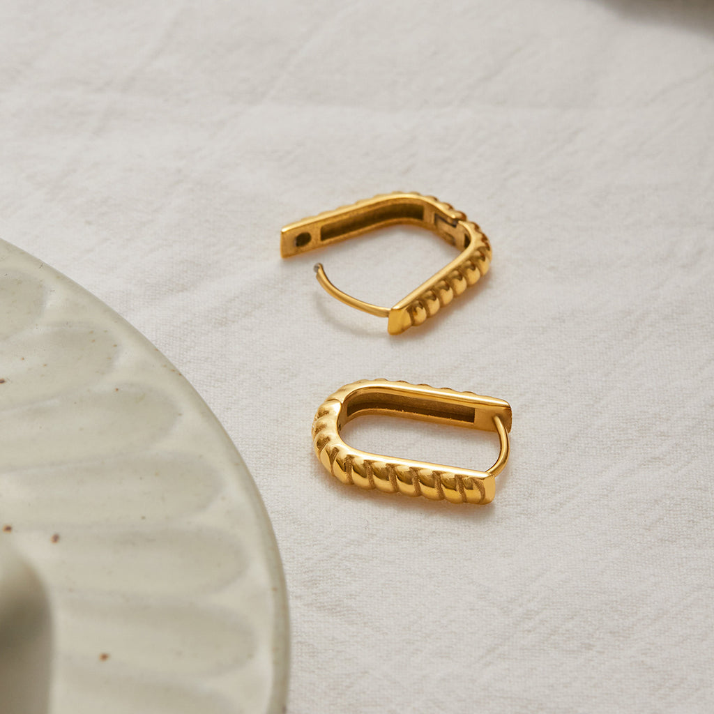 Golden stainless steel U-shaped earrings