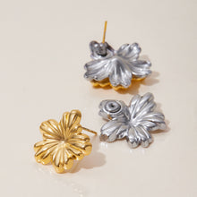 Load image into Gallery viewer, Stainless steel gold and silver color-matched flower earrings