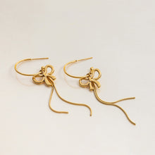 Load image into Gallery viewer, 18K gold stainless steel hollow bow tassel C-shaped earrings