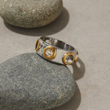 Load image into Gallery viewer, Stainless steel zircon ring