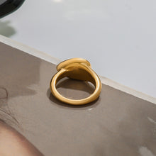 Load image into Gallery viewer, Stainless steel green zircon serpentine ring