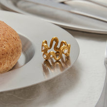 Load image into Gallery viewer, Stainless steel curved line zircon ring