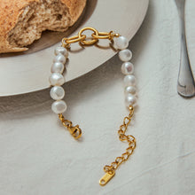 Load image into Gallery viewer, 18K gold stainless steel pearl beaded bracelet