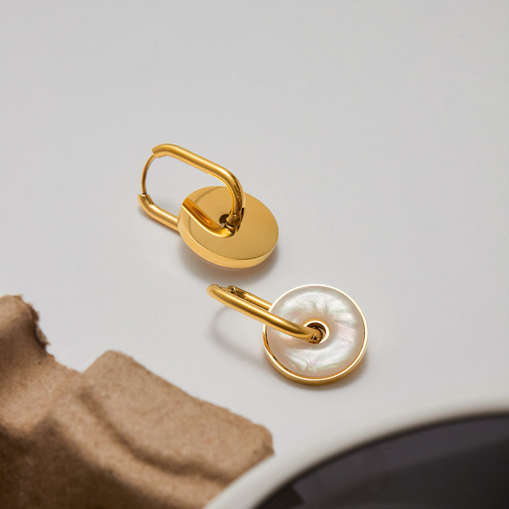 Stainless steel imitation white shell circle earrings