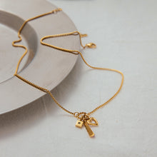 Load image into Gallery viewer, Stainless steel pink zircon heart-shaped necklace