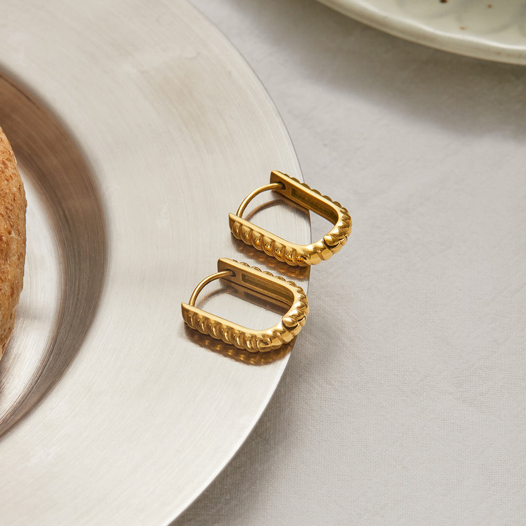 Golden stainless steel U-shaped earrings