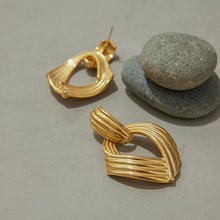 Load image into Gallery viewer, Golden stainless steel earrings
