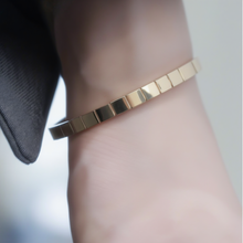 Load image into Gallery viewer, 18K gold stainless steel checkered bracelet
